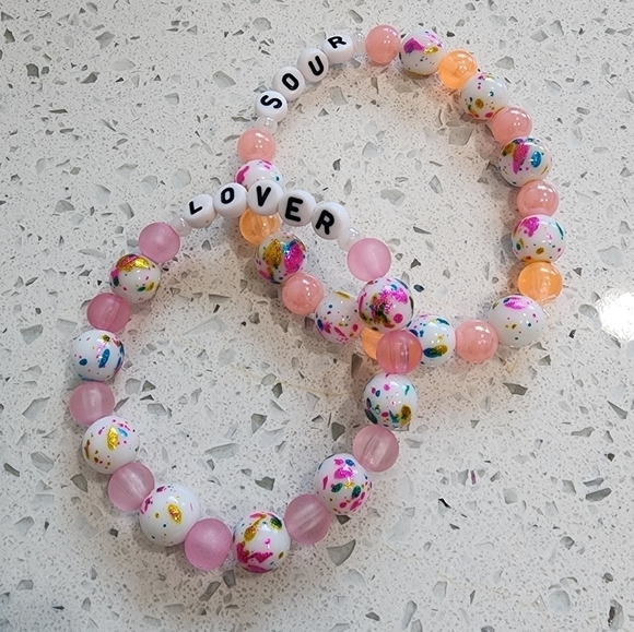 Taylor Swift Olivia Rodrigo Inspired Friendship Bracelets - Picture 6 of 7